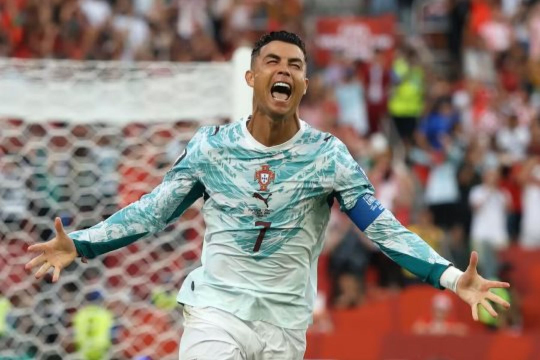 Cristiano Ronaldo é suspenso pela Federação Portuguesa após abandonar concentração na Data Fifa