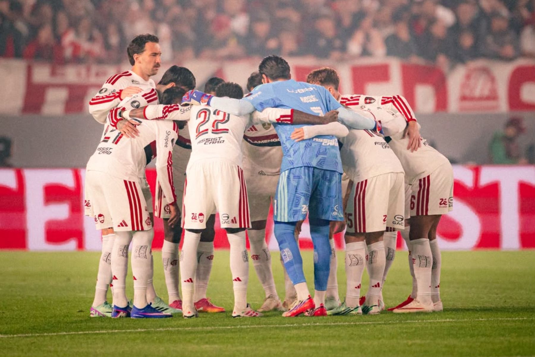 Comentarista critica Flamengo contra Estudiantes na Libertadores: 'Comportamento'