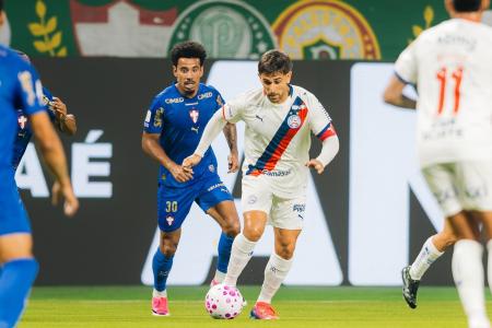 Acevedo em campo pelo Bahia contra o Palmeiras