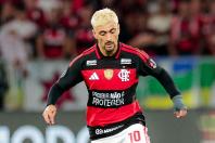 Arrascaeta mira Flamengo x Atlético e admite: 'Não estivemos à altura'
