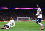Tottenham vence Coventry City e garante primeira vitória na Premier League