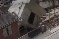 Vídeo: casa desaba em Santa Catarina, momento após donos encontrarem rachaduras no imóvel