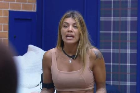 A Fazenda 18: Fran, Ariela e Ana Bruna trocam acusações sobre sumiço de itens e comidas