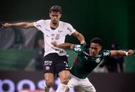 Gabriel Paulista ataca diretoria do Corinthians: 'Não vejo proteção'