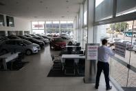 Concessionárias avaliam fechar às segundas-feiras para manter vendas aos sábados com escala 5×2
