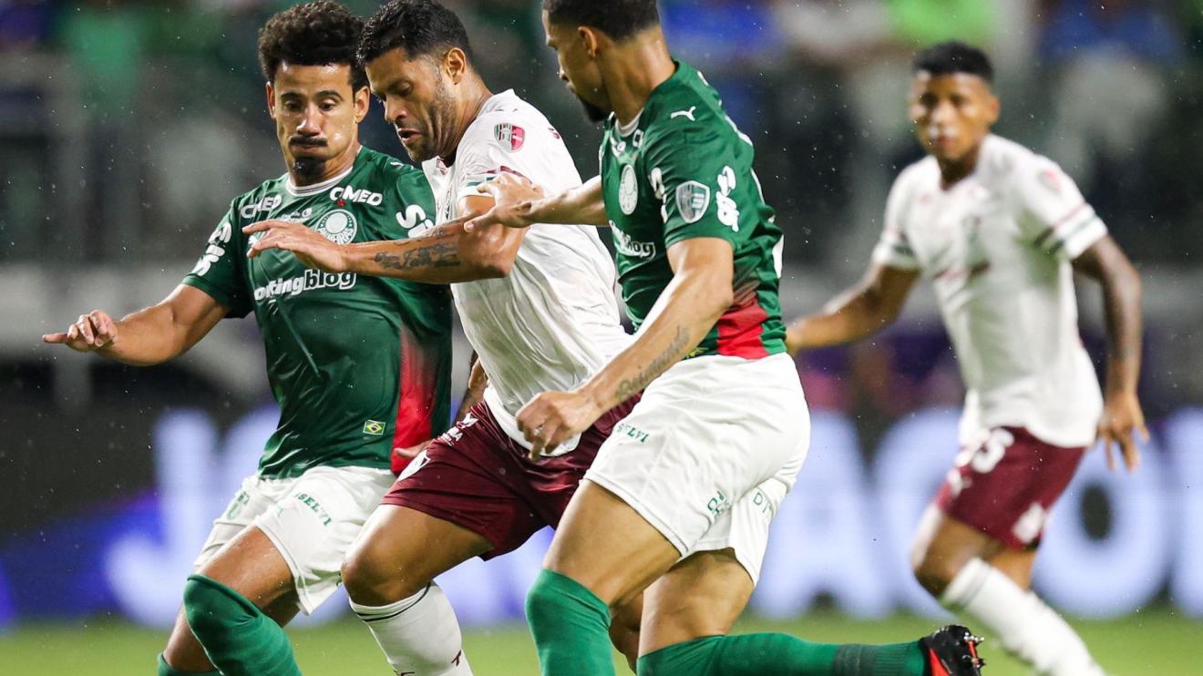 Agora no Fluminense, Hulk desabafa em mais uma eliminação para o Palmeiras