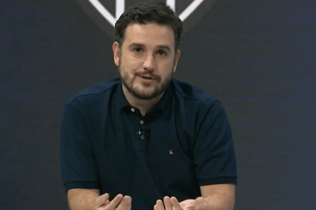 Raphael Rezende, ex-comentarista do sportv, foi anunciado pelo Santa Cruz