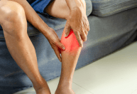Saiba quando a dor nas pernas pode revelar um problema vascular que ninguém percebe