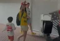 Eleitora é flagrada ao fazer gesto de saudação nazista a homem judeu após votar no Rio de Janeiro