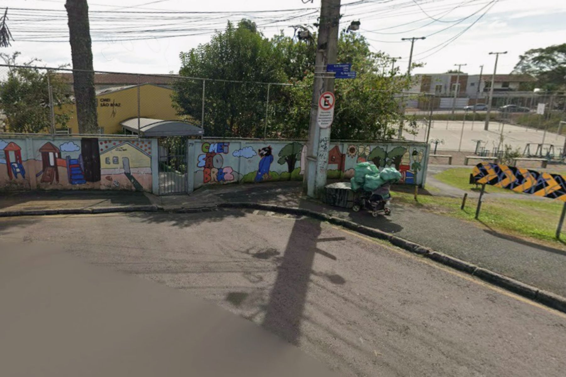 Prefeitura de Curitiba se manifesta sobre crianças mantidas reféns em creche