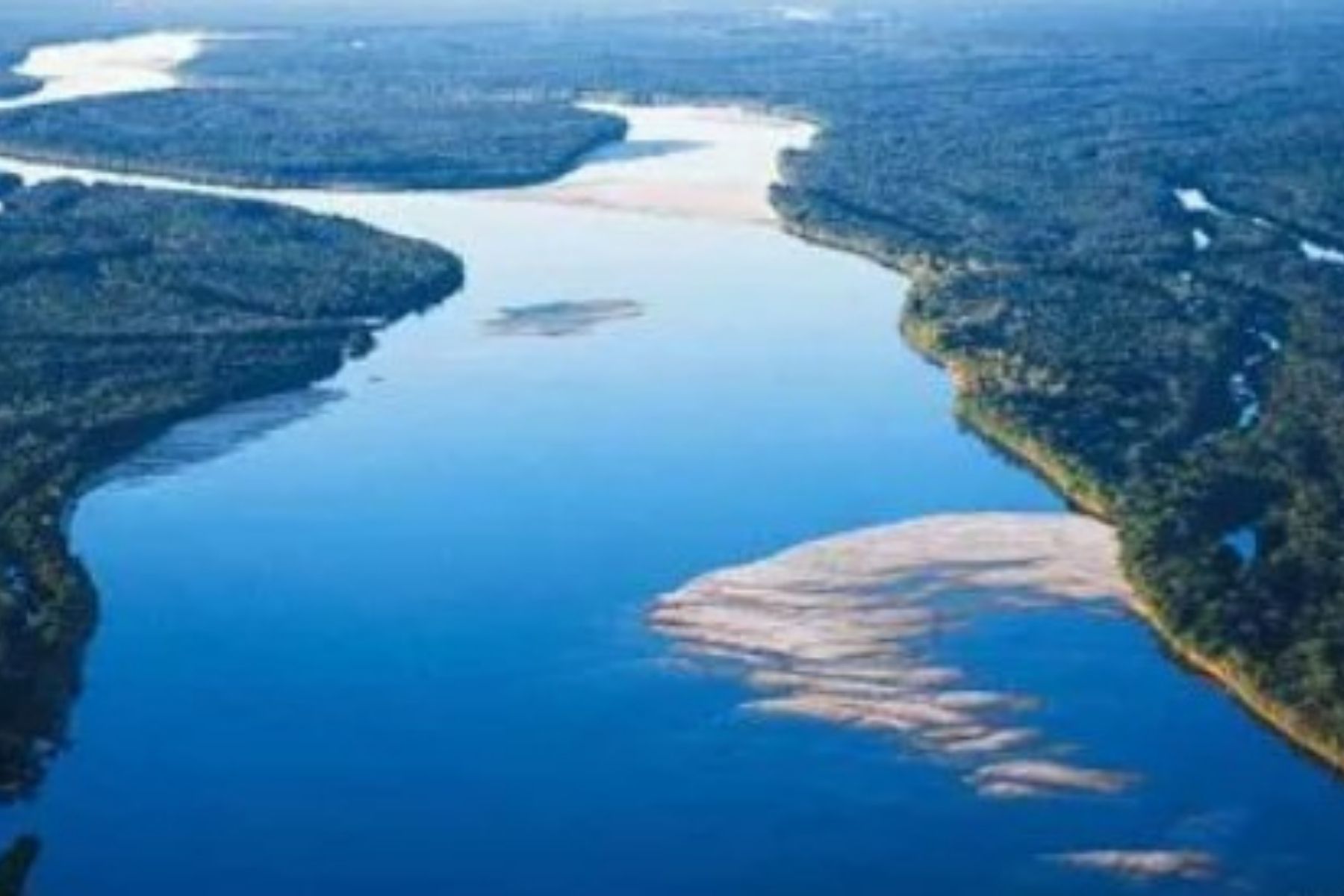 Como a engenharia remove rochas de rios para abrir rotas de navegação