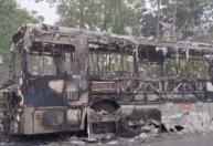 BH: vídeo flagra fuga de suspeitos de colocar fogo em ônibus