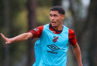 Athletico-PR confirma retornos e desfalques contra o Atlético; veja relacionados