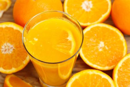 Exportação de suco de laranja cresce 9,6% em volume, mas receita cai no 1º trimestre da safra