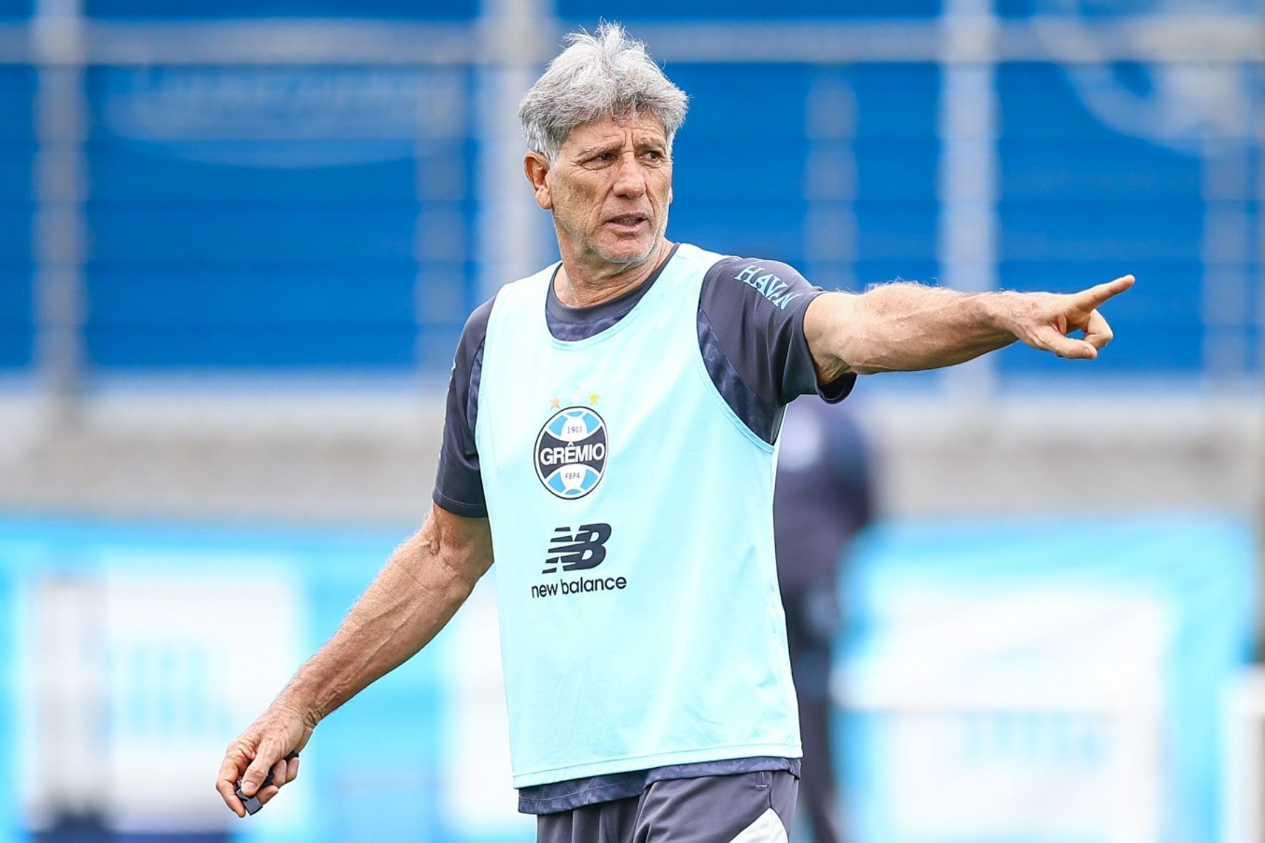Grêmio tem retornos e dúvidas para GreNal pelo Brasileiro; veja opções de Renato