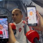 Zagueiro do Internacional, Gabriel Mercado compara trabalhos de Baptista e Pezzolano