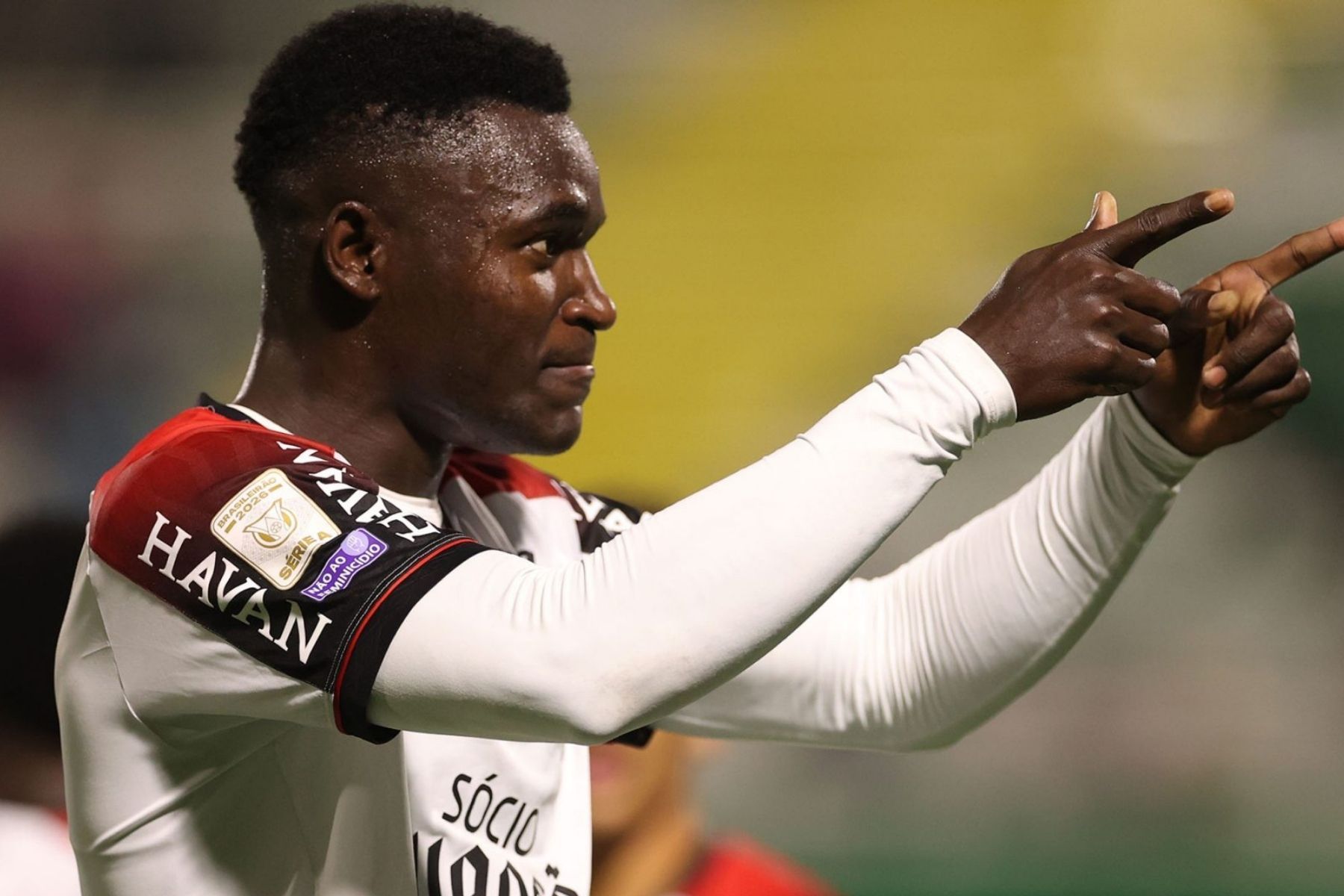 Quantos gols faltam para Viveros se tornar o maior artilheiro estrangeiro do Athletico-PR