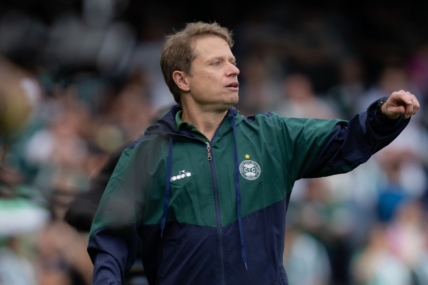 Escalação do Coritiba: provável time contra o Atlético pelo Brasileirão