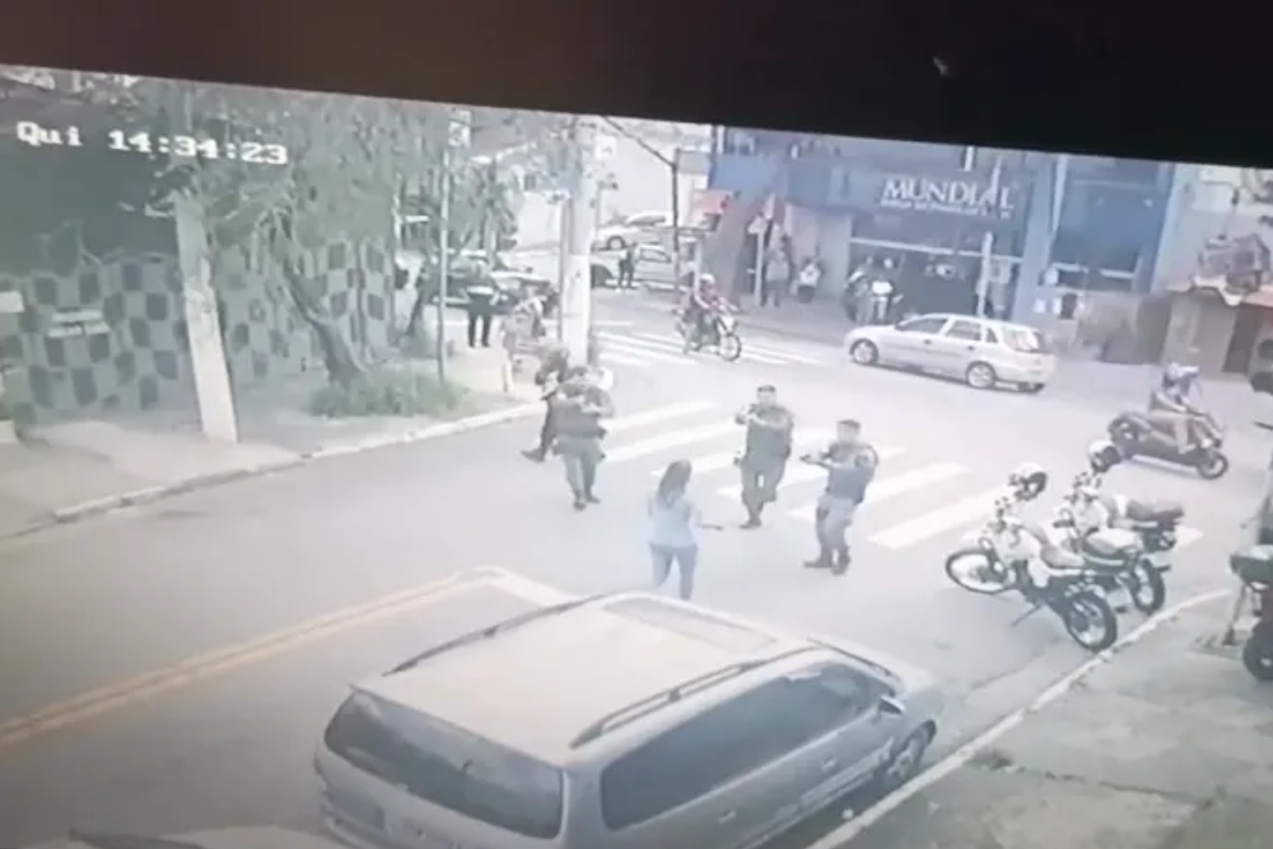 Policial militar atira à queima-roupa e mata mulher em São Paulo