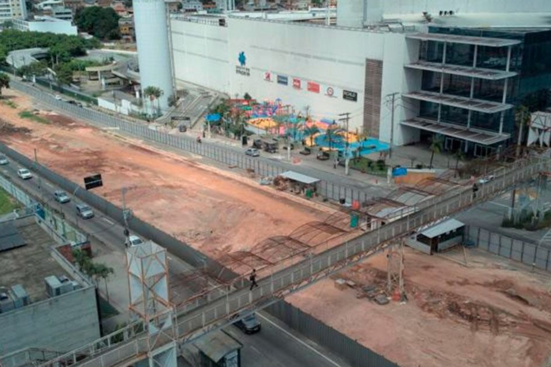 BH prevê aumento de 203% em obras na saúde e corte de recursos da educação em 2027