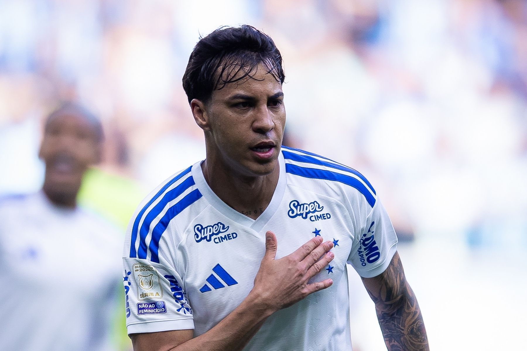 Com hat-trick de Kaio Jorge, Cruzeiro vira sobre o Grêmio e entra no G4 do Brasileiro