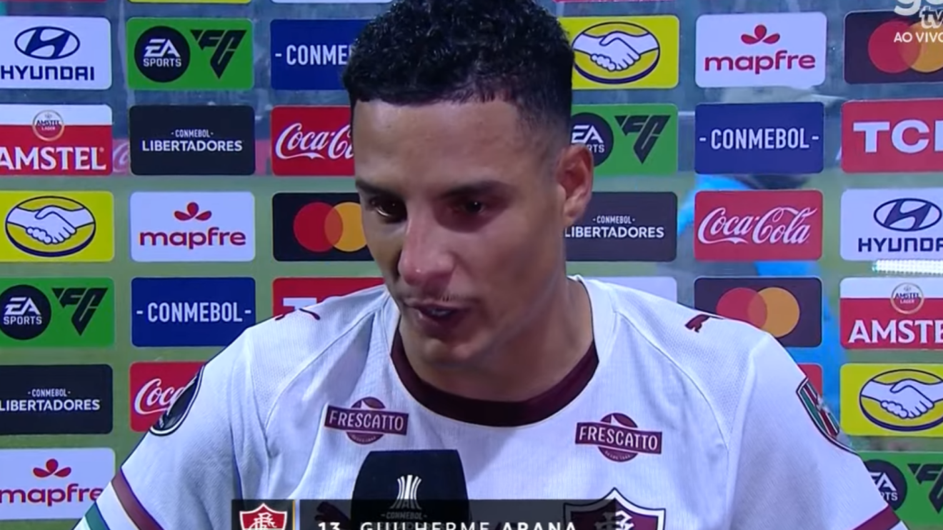 Guilherme Arana lamenta eliminação do Fluminense na Libertadores: ‘Jogamos pra c***’