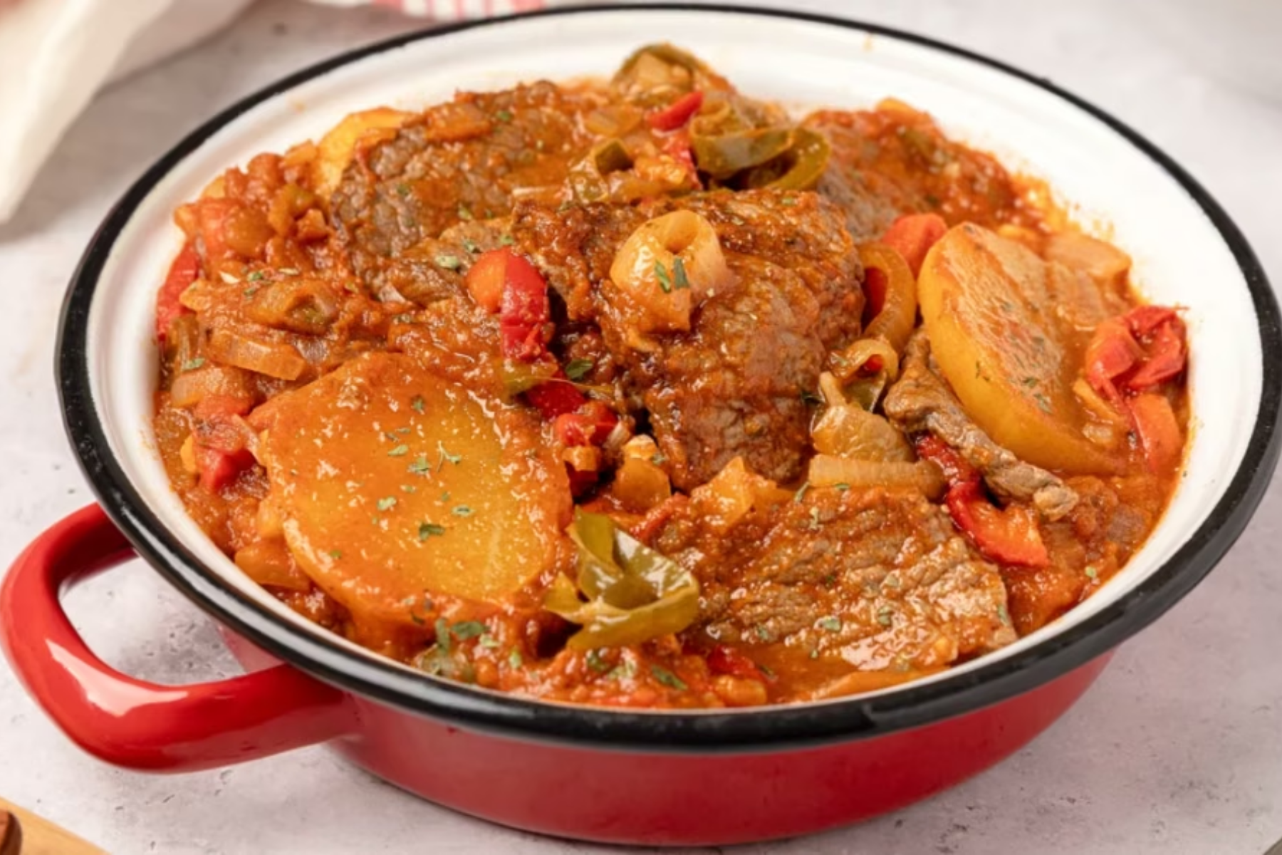 Receita de bifes tradicional da América Latina: você pode preparar bifes macios e saborosos com qualquer corte de carne