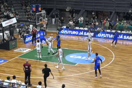 Minas e Corinthians pelo NBB