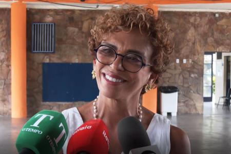 Marília Campos vota em Contagem