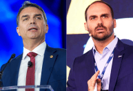 Flávio Bolsonaro se encontra com Eduardo nos EUA após deixar o Brasil