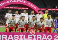 Baptista explica reserva de trio importante do Internacional contra o Fluminense