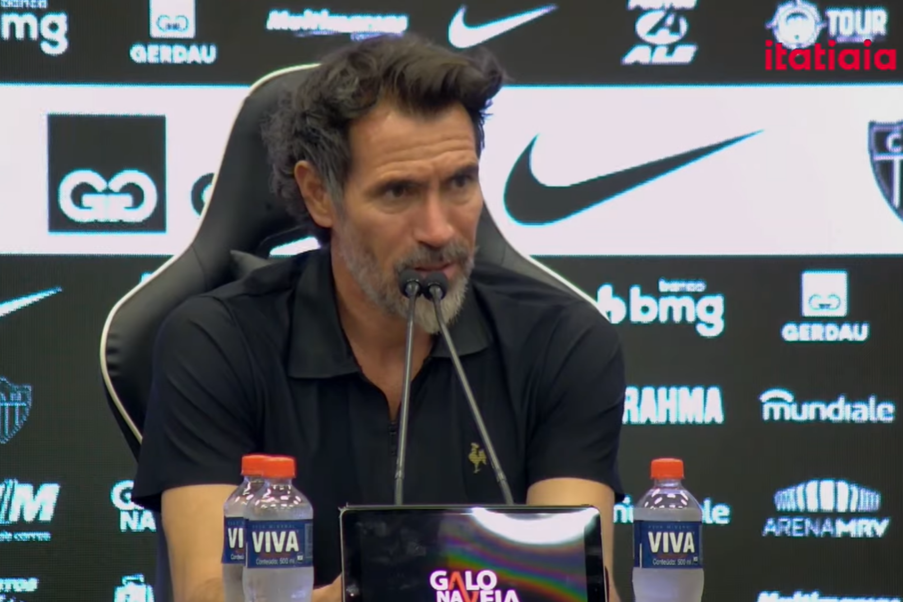 Domínguez reage à lesão de Reinier e manda recado sobre elenco do Atlético