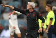 Odair é direto após falha de Mycael e faz alerta sobre goleiros do Athletico-PR