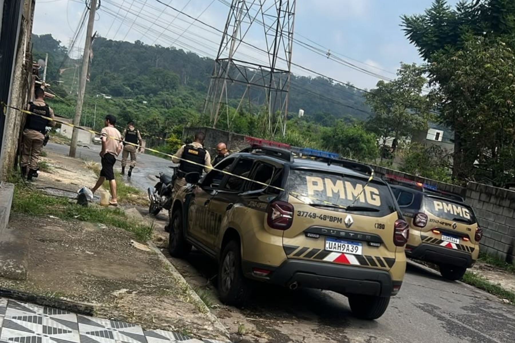 Homem é morto a tiros em Ibirité; suspeitos são procurados