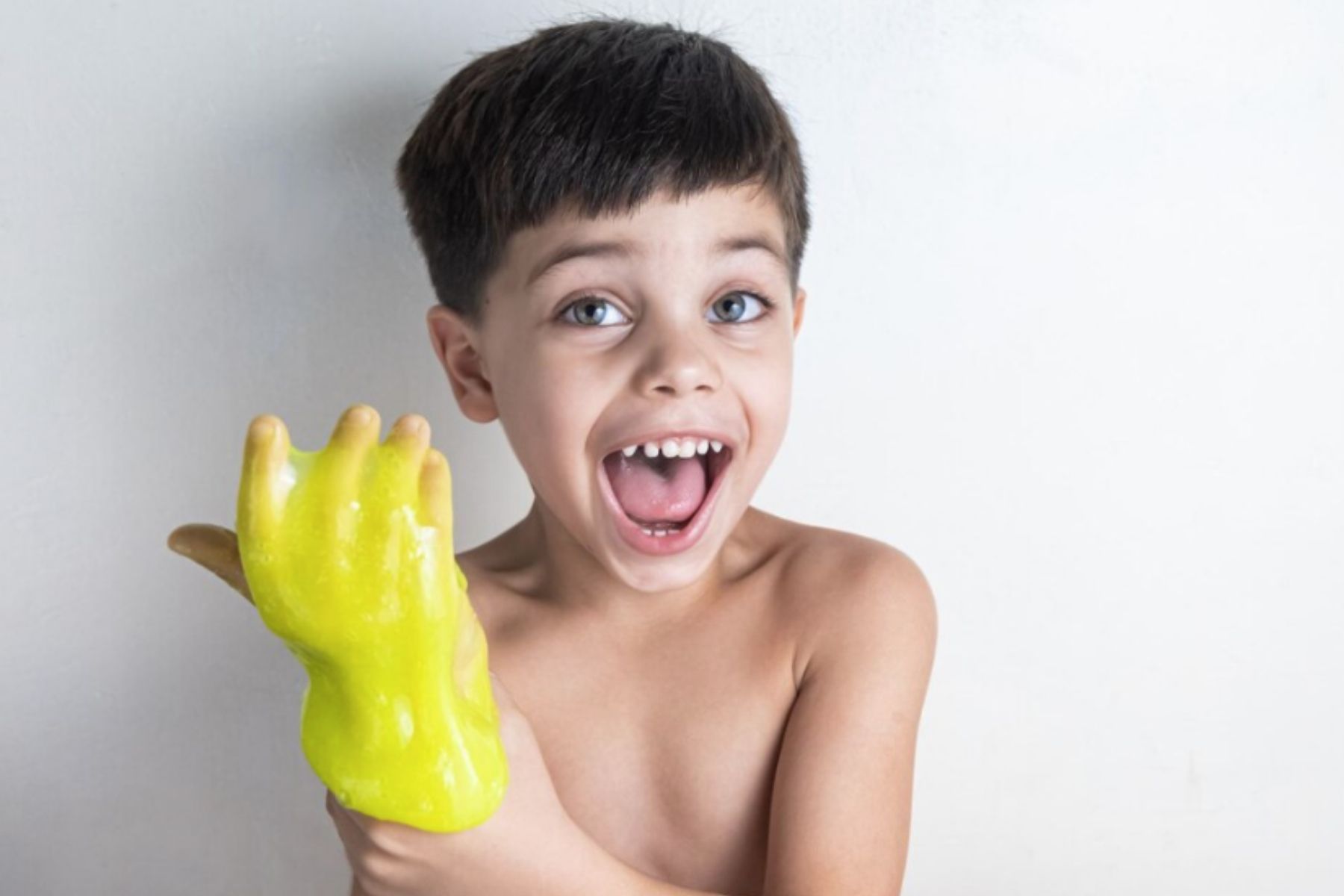 Slime caseiro pode fazer mal? saiba os riscos para crianças
