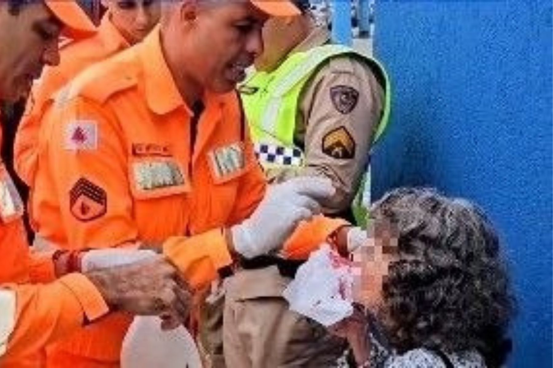 Idosa de 85 anos escorrega em santinhos, bate a cabeça e fica ferida durante votação em MG