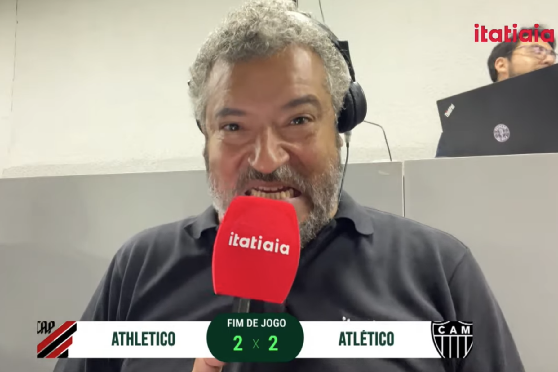 De volta, Caixa exalta postura do Atlético em empate com Athletico-PR: 'Haja coração'