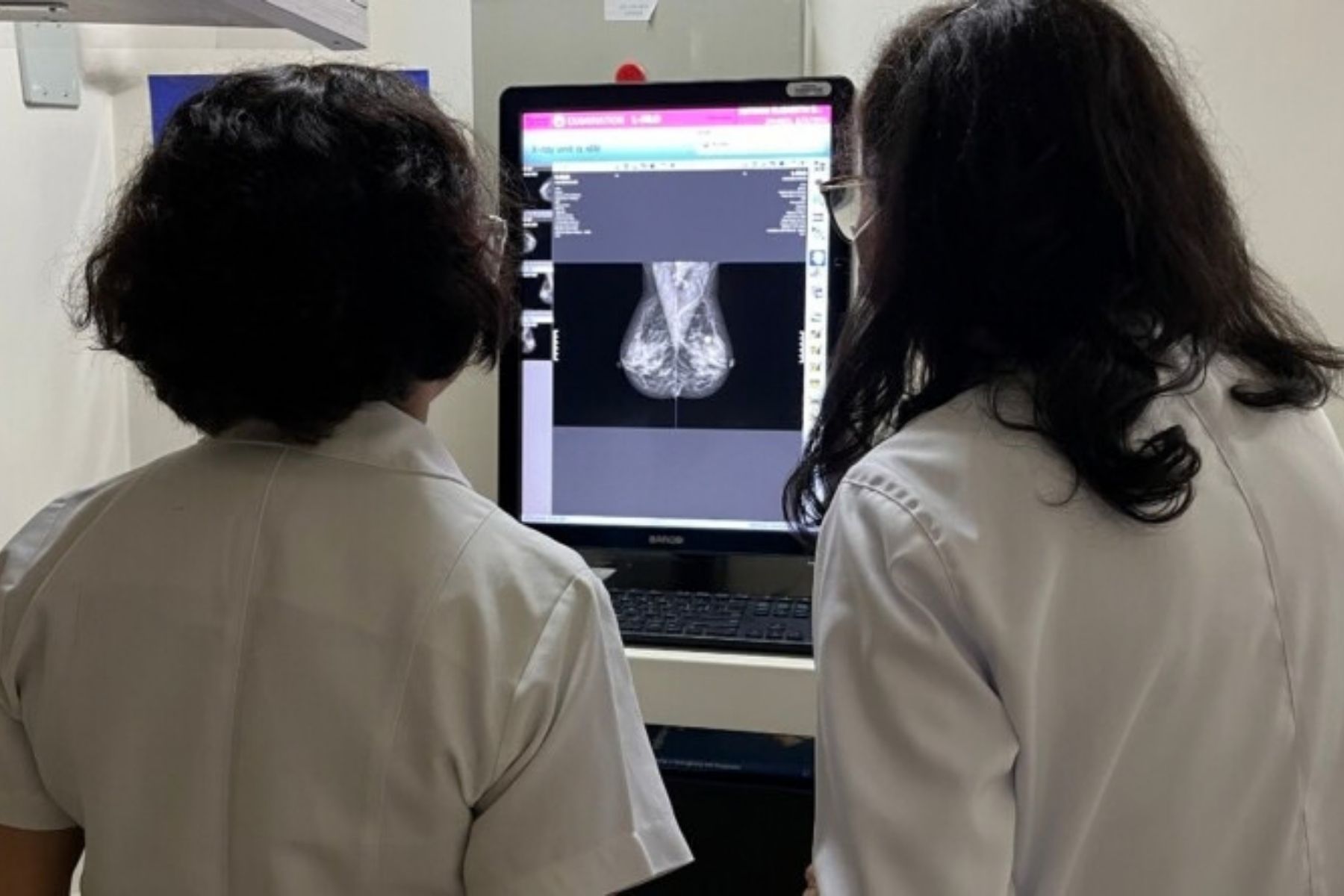 'Outubro Rosa' no HC-UFMG: programação gratuita debate hábitos de vida, tratamento e direitos das pacientes