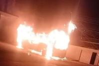 Adolescente é autuado por incêndio em ônibus em Sete Lagoas