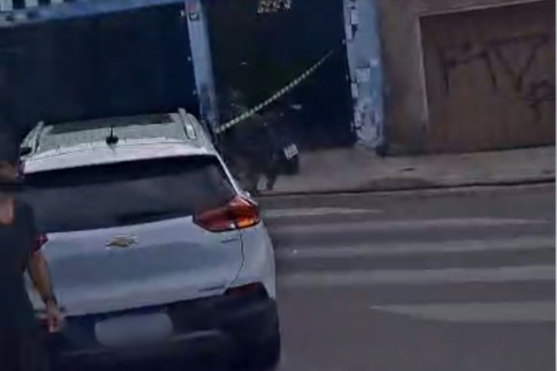 Policial militar morre em acidente envolvendo moto e carro em BH