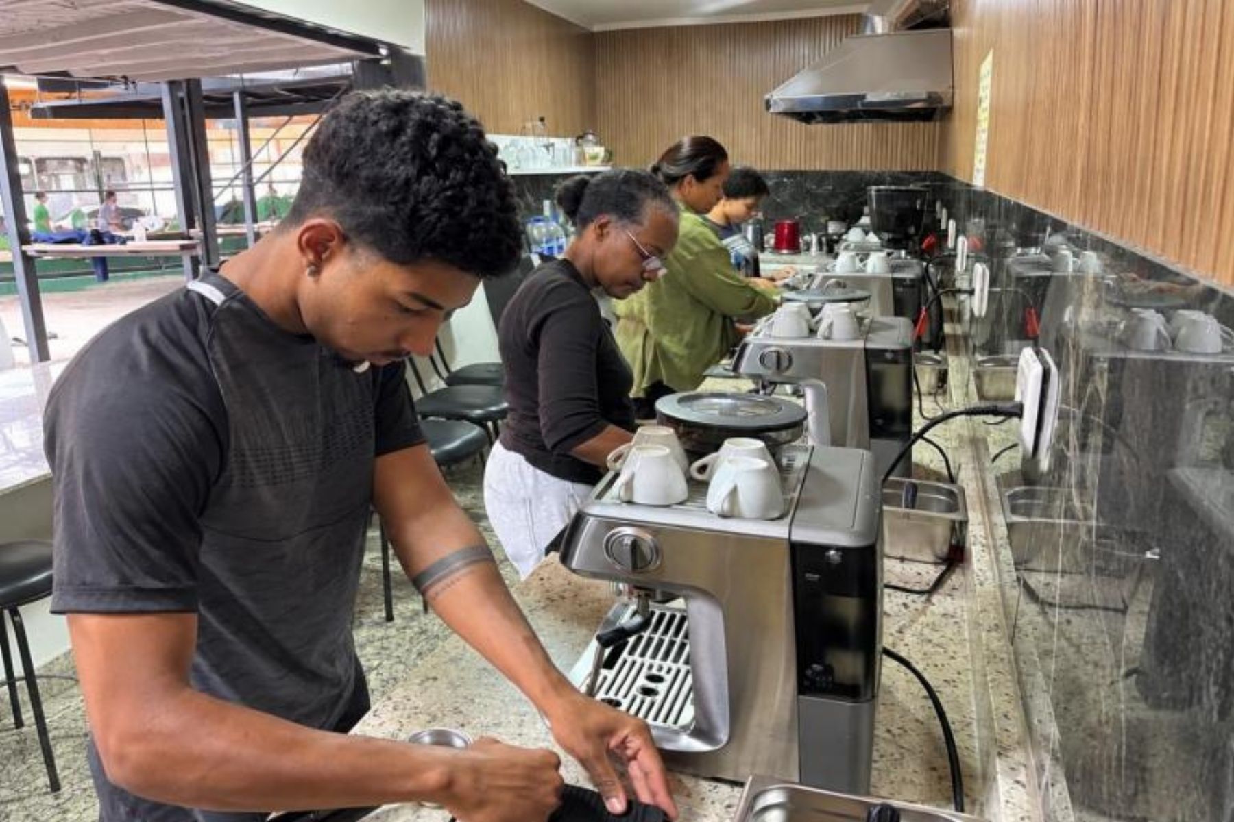 Prefeitura de Belo Horizonte abre inscrições para curso gratuito de barista no Barreiro, em BH