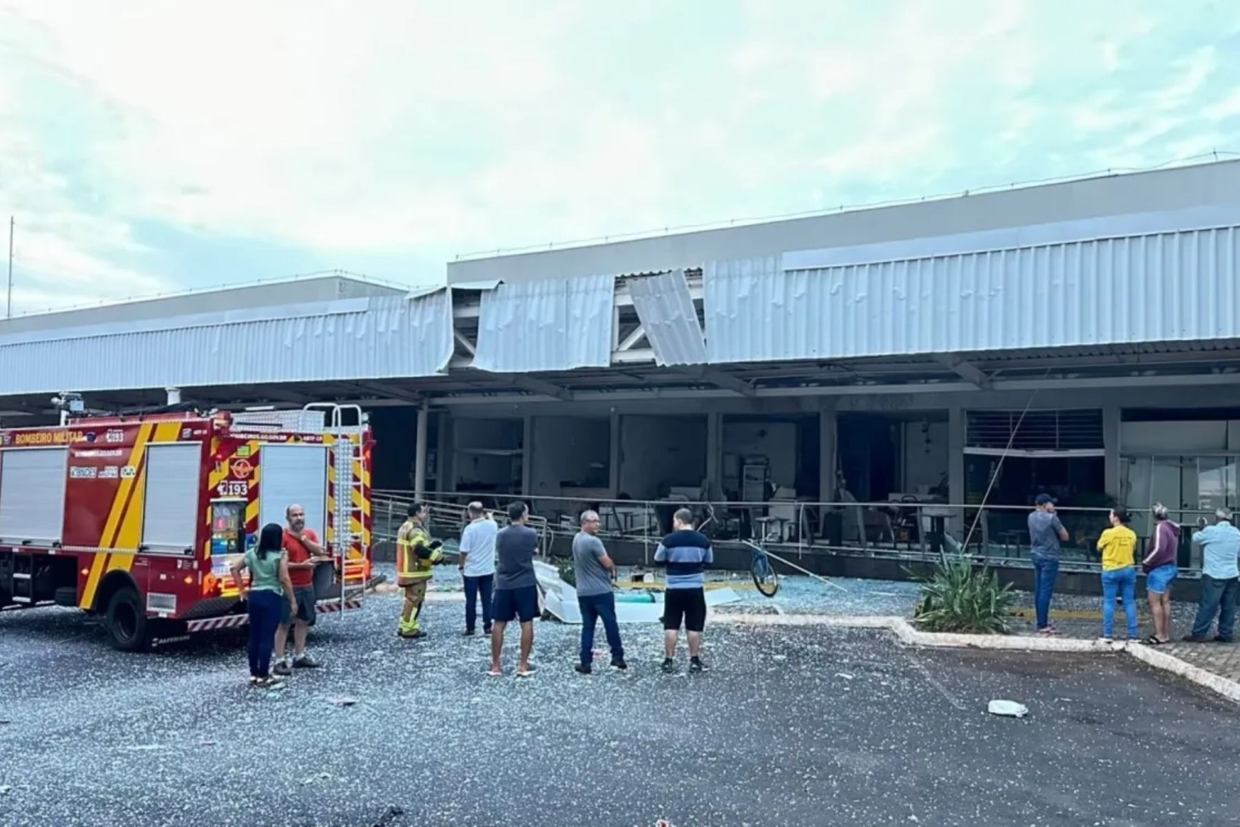 Idoso de 86 anos tem mais da metade do corpo queimado após explosão em rodoviária de Goiás