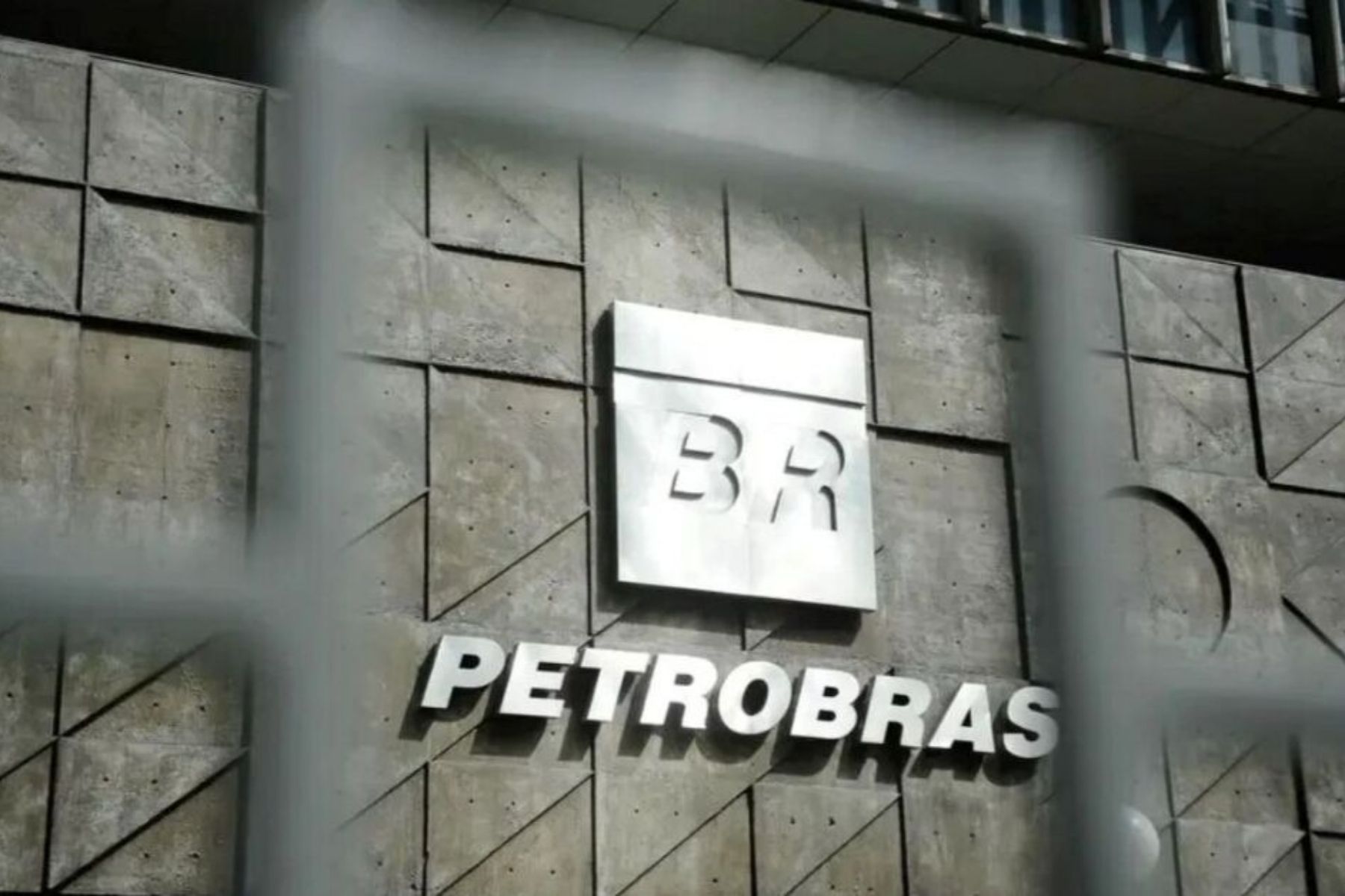 Petrobras investe R$ 6,1 milhões na UFU para pesquisas em petróleo e gás