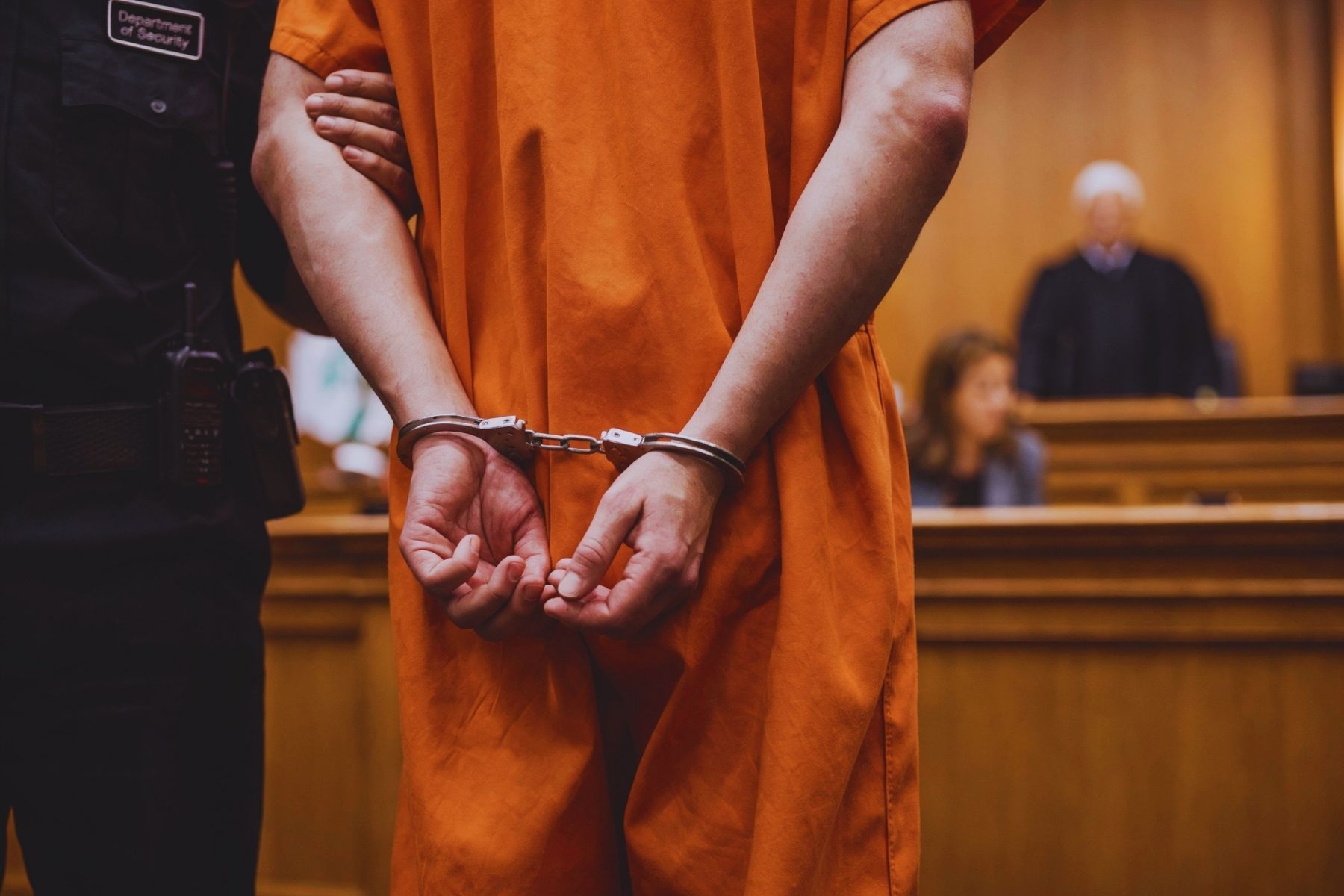 Pai é condenado por feminicídio contra a própria filha, uma bebê de 1 ano, em SC