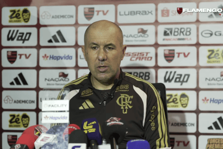 Leonardo Jardim, técnico do Flamengo, em entrevista coletiva