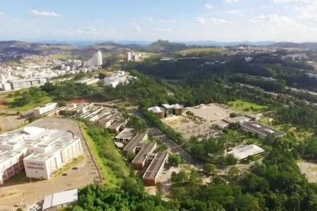 Imagem áerea do campus da UFJF em Juiz de Fora