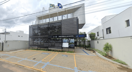 Fachada do prédio do Instituto de Previdência dos Servidores Públicos do Município de Varginha (INPREV).