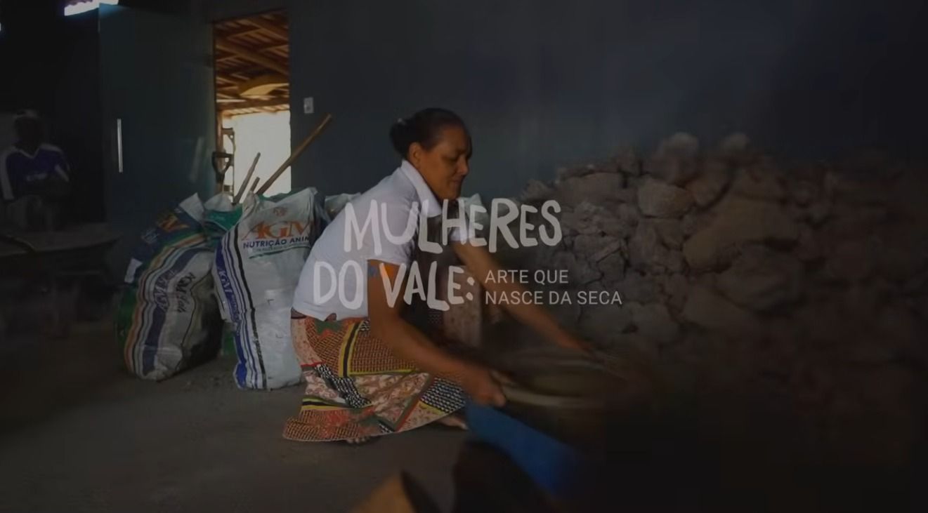 Itatiaia é finalista do 4º Prêmio Mercantil de Jornalismo com documentário 'Mulheres do Vale: Arte que Nasce da Seca'