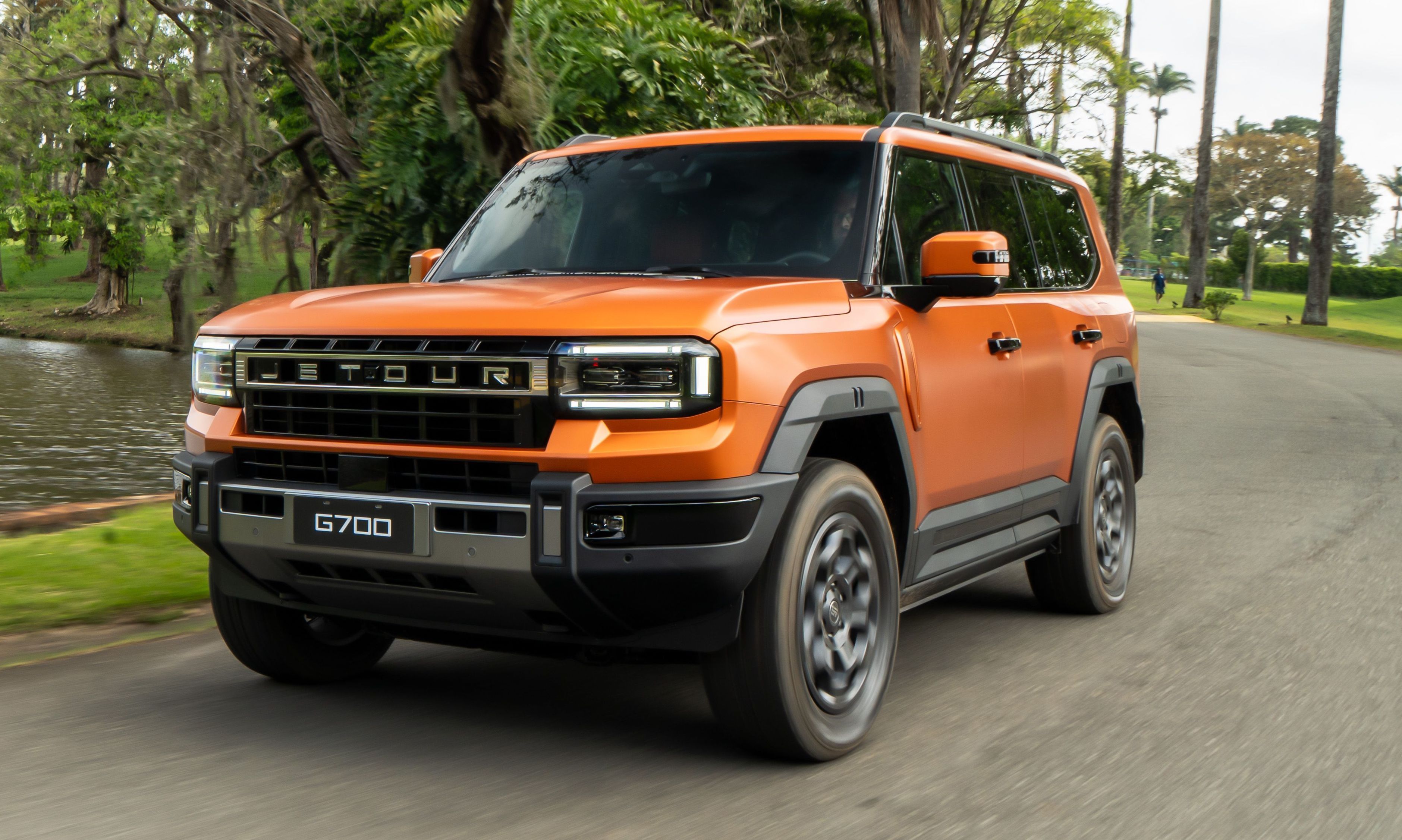 Jetour G700: SUV híbrido que navega como barco chega ao Brasil com 905 cv e mais barato que SW4
