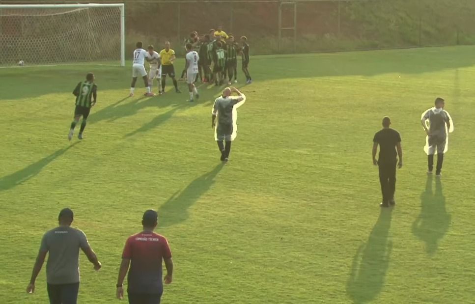 América vence Itabirito nos pênaltis e vai à final do Troféu Inconfidência Sub-20